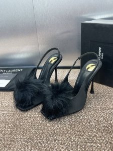 工厂p价p Saint Laurent paris 圣罗兰2025春夏新款Amber高跟女鞋 Ysl水貂毛明星同款方头鱼嘴露趾后空凉鞋 材质:鞋面100%进口真