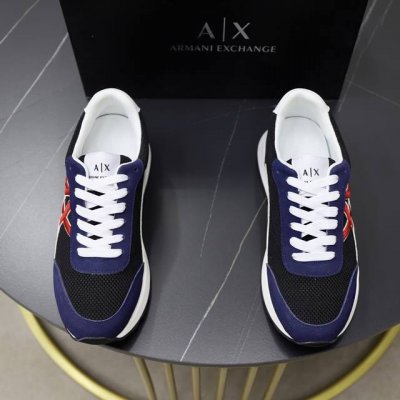 出厂价pp： 品牌：阿玛尼 标准码：38-44 45订做 等级：官网同款 材料：原版皮料拼接品牌布匹 电绣Logo 舒适透气内里 轻便耐磨运动大底 款式类别：男