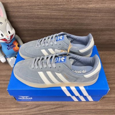 顶级版本Adidas Originals Samba 德训低帮板鞋情侣款 灰白 货号: Ig6177 包装:全套得物配件毒盒配纯棉袜子一副。 码数:36 36.
