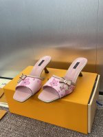 louis Vuitton 2025春夏新款猫跟蝴蝶结果冻色女鞋 Lv 字母Logo五金扣方头拼色凉拖鞋 材质 鞋面进口环保透气老花皮+水染羊皮内里+意大利真皮