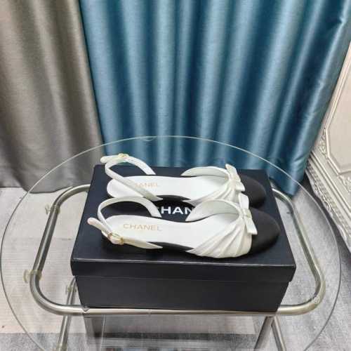 厂价 Chane*｜小香25C早春新品 缎面蝴蝶结凉鞋系列！ 法式风情 真是美到心尖尖上啦！ 优雅又浪漫的仙女应该就是这样吧 极简的配色加上绸缎蝴蝶结深入人心~