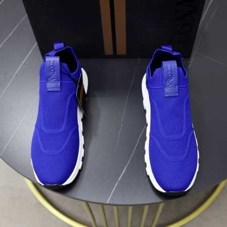 出厂价Pp： Zegna 杰尼亚 -高端品质 原单 飞织鞋系列 -鞋面：品牌高端羊绒飞织面、注塑品牌鸡眼 -内里：原版透气网布 -大底：原版Tpu发泡 成型大底 - 点击图像关闭