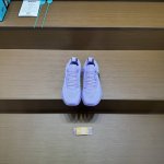 On昂跑Cloudventure Loewe运动鞋 升级版#采用人体工程超薄透气网织布鞋面材质#搭镂空Cloudtec科技泡棉缓震 4.5Cm厘米 加厚中底#外
