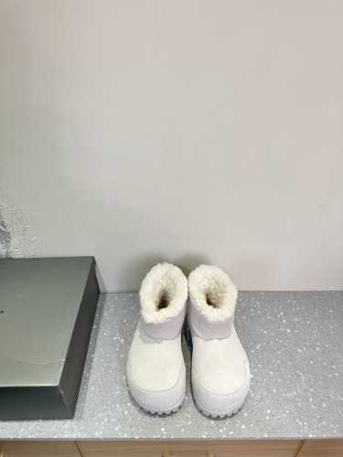 短靴 BALENCIAGA 巴黎世家 情侣款 滑雪系列skiwear最新款阿拉斯加雪地靴 完美复刻 设计师推出探索时尚界对于原创与挪用的概念、以全新系列致敬传承
