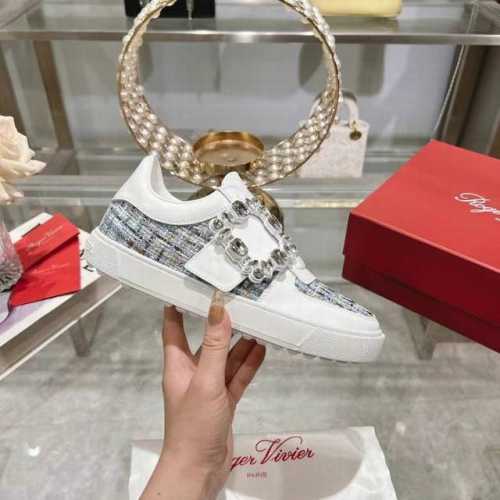 RV早春新款水钻方扣四季休闲鞋，明星同款小白鞋，面料:头层牛皮，内里:羊皮，码数：35-40