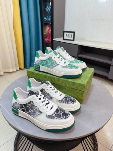 出厂价P Gucci 古奇 新款男鞋高端品牌，最新時尚休闲男鞋，潮流百搭之款，轻松运动风，鞋面意大利进口头层牛皮 真皮内里 加超精细做工。原版个性时尚橡胶耐磨大
