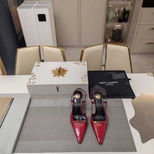SAINT LAURENT ” SYL圣罗兰 顶级版本25SS众明星网红追捧的坡跟斜高跟，一字带尖头凉鞋。SYL 2025官方VIP 贵宾版金花磁铁盒 认清包装