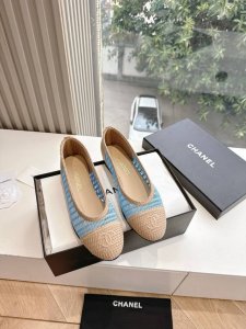 g391所见即所得代购级Chane*25S小香奈儿早春玛丽珍单鞋妥妥的自留款！！比经典款Slingback舒服太多啦！每个颜色上脚都很显白 的显白利器又是火爆的