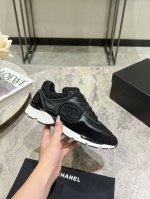 Chanel 香奈儿24S休闲运动鞋 无敌漂亮又好穿 绝对仙女款 非常轻便，内里也是超级软，超级舒服，鞋面透气设计，配色高级耐看 百搭 年度必备款 鞋面：牛皮加