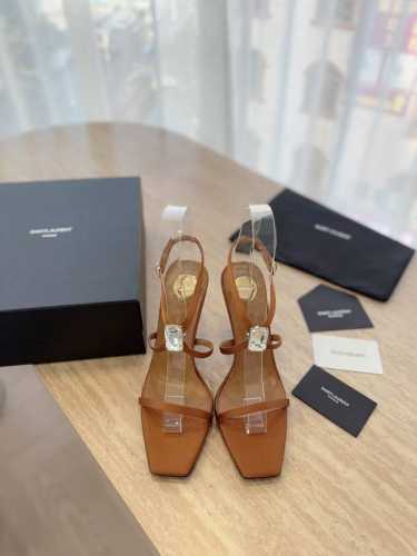 出厂 顶级版本 Saint Lauren* 圣罗兰Ysl 25Ss 春夏全新走秀款大水钻高跟鞋凉鞋 唯有Ysl最懂女人心，不接受反驳，超级无敌女人味神器，女人必