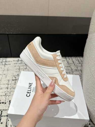 薄底 厚底 #顶级版本CELINE赛琳 25 最新 系带 厚底 休闲鞋干净利落，增高显腿细，无论是单穿还是搭配阔腿裤，高街又复古一起来做CELINE女孩鞋面：进