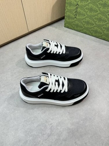 gucci 古驰 -高端品质 原单休闲运动鞋 -鞋面：纳帕小牛皮、品牌图腾帆布布匹、鞋身、鞋舌；车缝品牌塑胶Logo模块 -内里：水染牛皮 -大底：超轻Tpu发