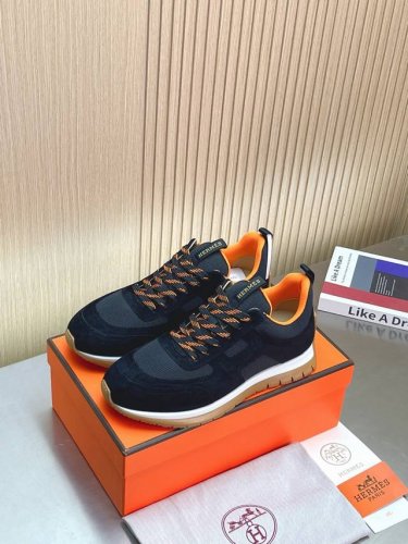 顶级版本 P490 Hermes 爱马仕 25 Fe New Arrival~ 春季新款 运动 休闲鞋 爱马仕最舒服的鞋，上脚特轻又巨好看，逛街暴走都不会累 牛