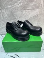 2053最新款BOTTEGA VENETA葆蝶家德比鞋，圆头HeIium系带bv男鞋，采用原版购入一比一开发，大底一比一开模，面料进口牛皮革，内里垫脚牛皮，真皮