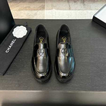 代购级 Chanel 24ss 小香 新款 小香扣 厚底 乐福鞋 秋冬香家必备爆款 女神系列，拥有香家特色优雅名媛气质，超级耐看，让人无法抗拒，心动ing 鞋面 - 点击图像关闭