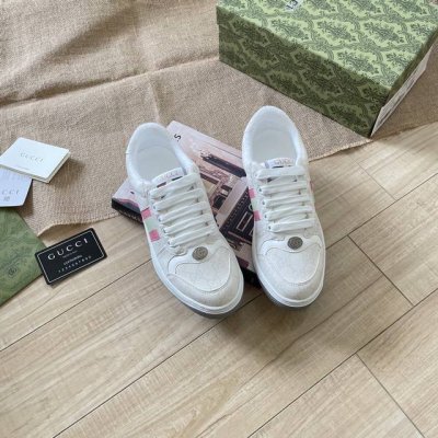 出厂： Gucci 古驰2025顶级专柜 代购系列 官网上新 全球同步 古驰顶级情侣脏脏鞋 情侣鞋 古驰情侣 Gucci鞋控 小红书热搜常客 情侣穿搭Oot D