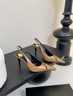 saint laurent 25ss ysl 尖头后空高跟鞋单鞋上脚特别稳，超跟脚，放心入！鞋跟是重新开模定制的，独家的鞋跟，高度与正品一致区别各种不对版！高级