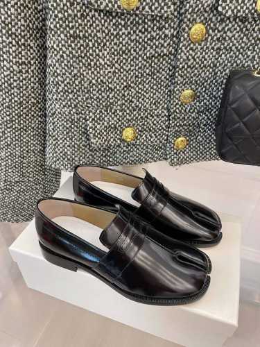 高版本 男码50 Maisonmargiela｜Mm6马吉拉经典情侣款分趾乐福鞋 _______________________________ Yb开模打造，