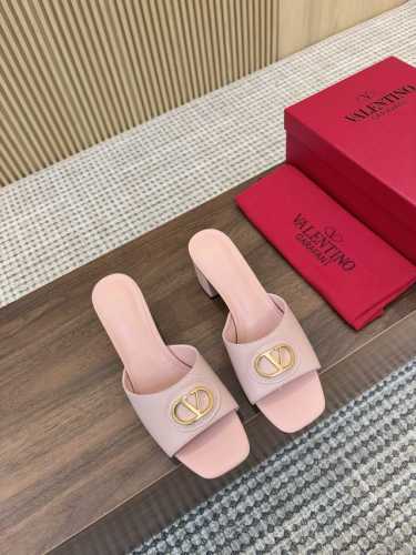 华家25季新款.码数 35-42 价格:橡胶底 .真皮底