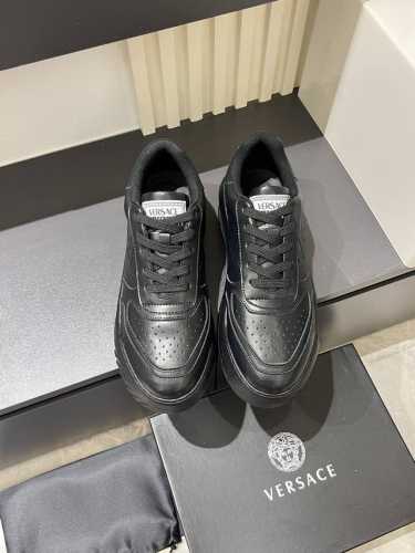 Versace Odissea 艺术感超强的飞船鞋，整双鞋很具备结构感和线条感，干净利落也能让造型充满很强的视觉冲击力，原版开发，私模定制原版大底，请不要拿市面