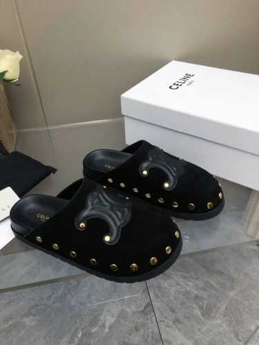 踩进云朵的巴黎通勤哲学 一穿就停不下来的棕色磨砂勃肯鞋 兼具時髦與舒適度！磨砂牛皮材質！ Size 35-41 2025