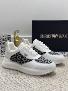 出厂价P 实价 高端精品- 阿玛尼 休闲款原版霸气Logo品牌料，鞋面釆用进口牛皮网布内里欧美大师独特版面设计 完美打造专柜品质耐磨大底，上脚舒适大气，型男必备