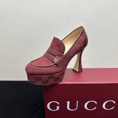 gucci古奇浅口鞋超高跟鞋乐福鞋2025早秋系列新品高跟圆头细跟马蹄跟防水台单鞋，亮眼Gucci马蹄跟点缀高质感经典款 进口原版面料 内里&垫脚高端羊皮 跟高