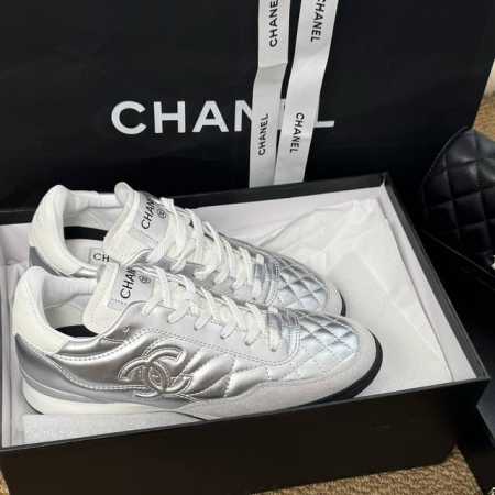 Size 35 40。 41定做不退换 顶级货 2024最新金银角 棒球鞋来啦~~~ 初夏第一爆款来袭 宝贝们金手指动起来！ -明星同款 杨幂 Angelbab - 点击图像关闭