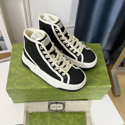 橙子出厂价p gucci 古驰 经典刺绣Gg高帮老花厚底帆布鞋 休闲鞋板鞋 情侣款 gg标识由始于 30年代的早期 Gucci钻石萎格纹演化而来 于20世纪70