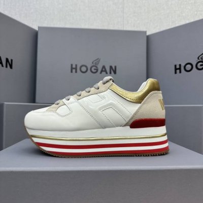 hogan 度假系列新款顶级版现货发售 松糕厚底顶级版 都市新潮休闲风 各明星 博主推荐 时尚百搭风格百变！原版楦型 原版大底一比一为你打造 值得推荐！ 鞋面采