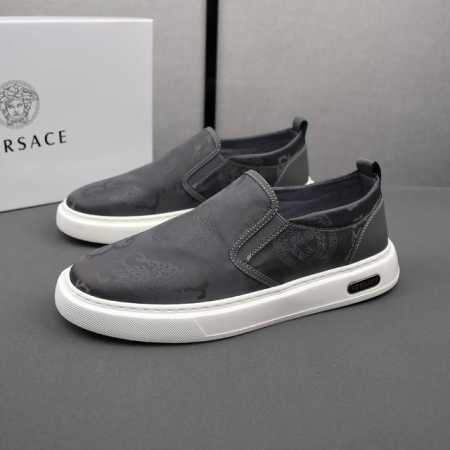 Versace 范思哲 批 。透气小布鞋，鞋面采用舒适透气布料，超轻软发泡大底。男款38-44。 - 点击图像关闭