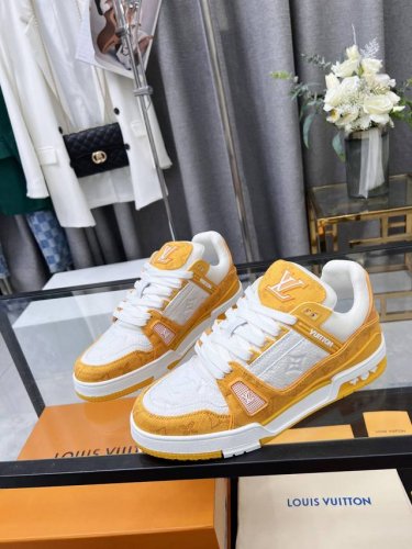 橙子出厂价p louis Vuitton 路易威登 Lv Trainer 情侣款运动鞋板鞋 休闲复古篮球鞋 米兰展走秀爆款 原版1 1开发复刻顶级鞋面进口丝绸牛