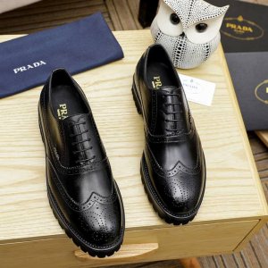调工厂p价 男装男鞋 运动原单 普拉达 prada 专柜1:1原版复刻，质量绝对原版大底，优质进口橡，耐磨防滑,永不脱胶，鞋面材质：进口头层牛皮防滑发泡大底，官