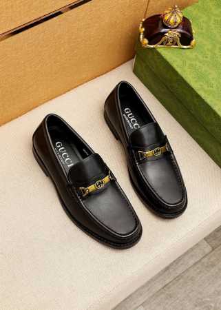 商品商标：Gucci 古驰 休闲皮鞋 正码码数 38-44 45订制 商品材料：精选 进口头层小牛皮鞋面+奢华五金扣，进口水染牛皮内里。强烈立体视觉效果，原版组 - 点击图像关闭