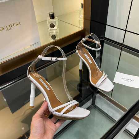 Aquazzura 2024新款凉鞋 代购品质！！！1原版开发的竹节高跟凉鞋水台走秀款，简直是时尚的巅峰之作！竹节高跟独具一格，宛如艺术品般精致。水台的巧妙设计 - 点击图像关闭