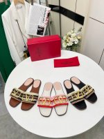 工厂P价 女装女鞋 运动原单 Valentino.华伦天奴 最新系列 手工编织细节完美 非常亮眼的走秀系列推出 码数：35一43码