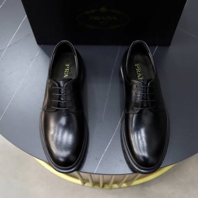 出厂价： 顶级原单 品牌：Prada 普拉达 标准码：男码38 44 45可以定做 等级：官网同款 材料：原版牛皮 牛皮内里 橡胶柔软耐磨大底 款式类别：休闲运