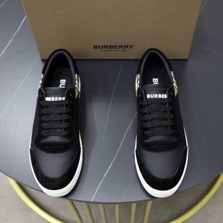 牛里 Burberry巴宝莉 经典低帮滑板套脚鞋｜进口牛皮搭配经典格纹布料｜舒适透气内里｜原版大底｜做工精细穿着舒适 Size：38-44 45定做 - 点击图像关闭