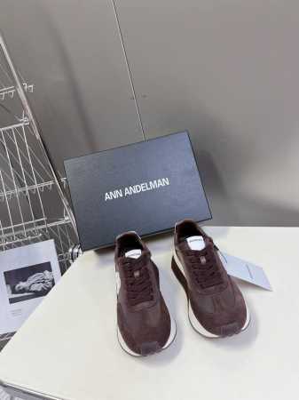 Ann Andelman 2024秋冬新款厚底阿甘鞋 Ann今年出的这款阿甘鞋也太好看了吧！满满的复古元素 对比其他品牌不能说小众但很难撞衫！因为很少有人懂得a - 点击图像关闭