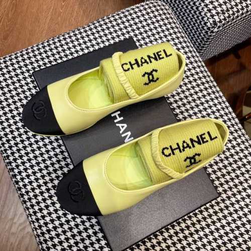 Chane*2024最新网红香奈儿时尚走秀款... 配袜套 ★ 原版巴黎购入开模，顶级级别细节随意放大对比 小香风在时尚圈地位越来越稳固，爆整个小红书，刷爆各i