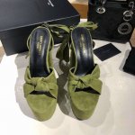 saint Laurent 圣罗兰 Ysl专柜主打款防水台恨太高绑带凉鞋。高端定制顶级品质。延续家族经典鞋面蝴蝶结设计，简约大气，防水台超高大粗跟让Mm轻松驾驭