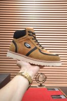 UGG 全羊毛内里 顶级高端品质皮毛一体保暖雪地靴来自澳洲温暖奢侈品牌男鞋，UGG-5877官网同步、采用进口牛皮制作，精心缝制而成..进口橡胶发泡大底 舒适、