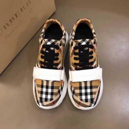 burberr* 高端精品 元 Size：38-45 巴宝莉秋冬新品，现货发售，原版1:1复刻，魔术贴经典格纹运动鞋！原版纯棉格纹布，进口Tpu橡胶大底，舒适轻 - 点击图像关闭