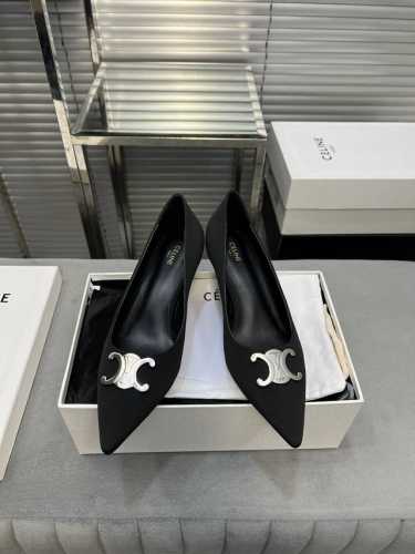 P390 Celine 思琳新款凯旋门猫跟单鞋 鞋面：原版绸缎面料 内里：原版内里 大底：原版进口真皮大底 跟高：5Cm 码数：35-39 40 41定制