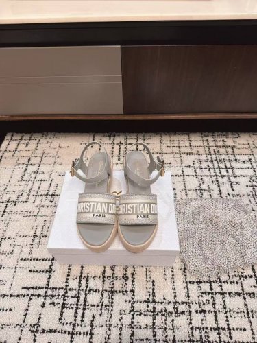 代购级 Dior 迪奥 25Ss 春夏新款 Ivieta Dway 渔夫凉鞋 Cd字母Logo立体刺绣厚底圆头露趾拖鞋 原版开发市面顶级版本，脚感柔软细腻，舒适