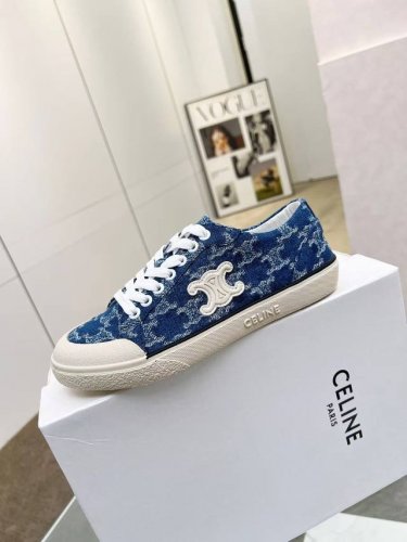 celine 赛琳2025春夏新品Alan Triomphe系列 帆布鞋上新鞋侧面搭配品牌元素凯旋门橡胶贴饰鞋底采用波浪纹设计防滑耐磨一款时尚百搭显瘦于一体的帆