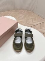 Miumiu缪缪 最新Tyre系列 休闲 运动鞋 德训鞋 饼干鞋 原版购入开发 做货 这款Tyre集优雅气质与运动功能于一身 动感橡胶鞋底柔韧耐磨 令人联想起轮