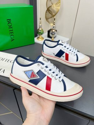 bottega Veneta 葆蝶家Bv最新款Eliot系列 复古 篮球鞋 休闲 运动 帆布鞋 上市即封神！低邦 以复古篮球运动鞋为灵感，色彩组合彰显青春活力，