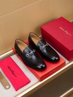 工厂p价p 里 Ferragamo 菲拉格慕 爆款时尚皮鞋官网专柜1:1制作 原版开模好质量看得见 进口高端头层打蜡小牛皮 水染皮内里纹路很清优质防水防滑耐磨大