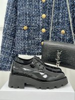 厂价 Celine｜赛琳24Ss早秋新品 系带小皮鞋 Go 材质： 面料采用进口小牛皮 内里采用水染牛皮 原版开模tpu大底 码数: 35-39 40定制